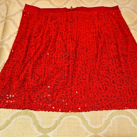 NWT Band of the Free sparkle glittery red mini zip up skirt sz.S - Picture 7 of 7